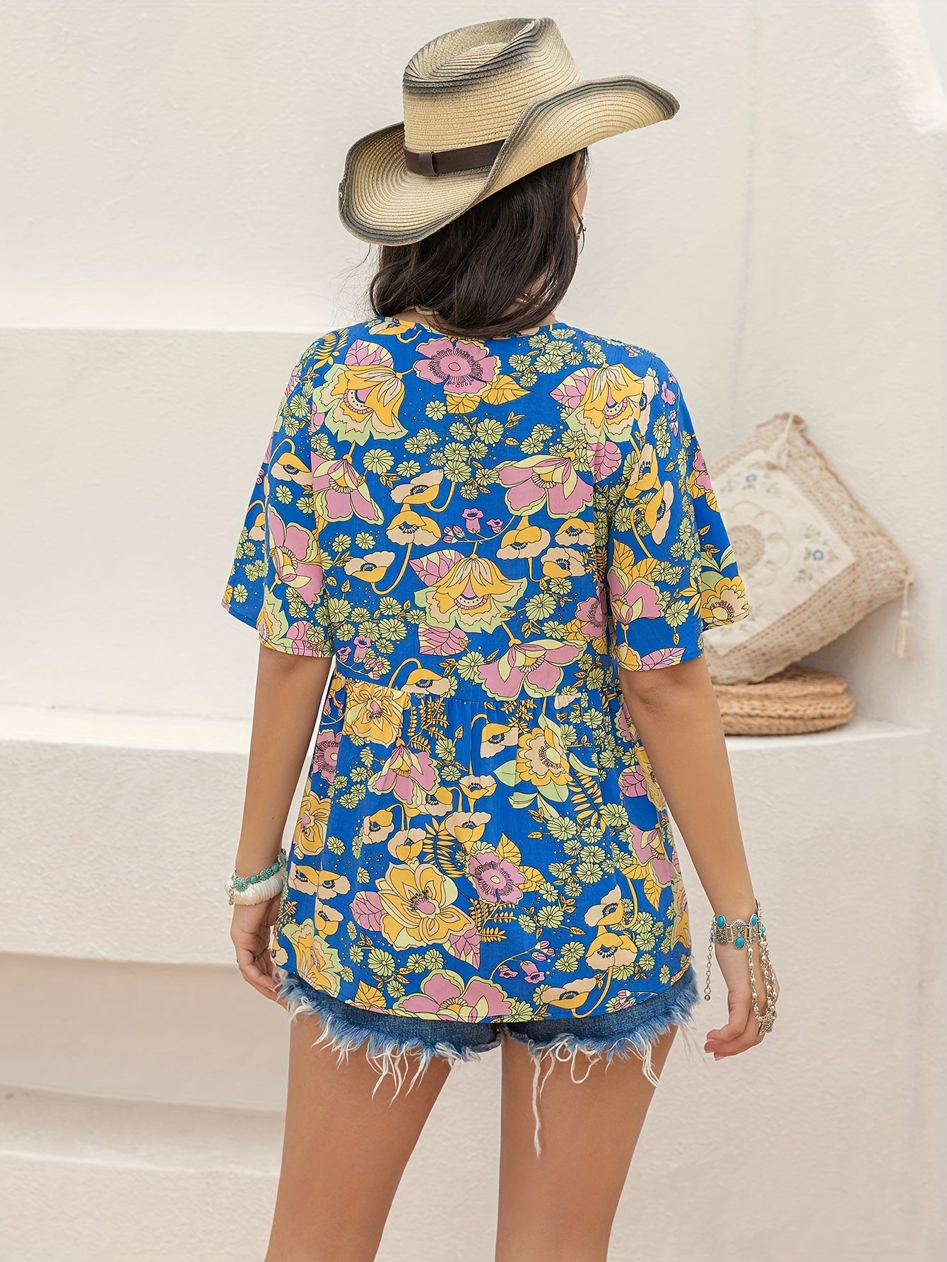 Bohemian Floral Print Short Ruffle Sleeve Tops For Spring and Summer, Women's Summer Tops