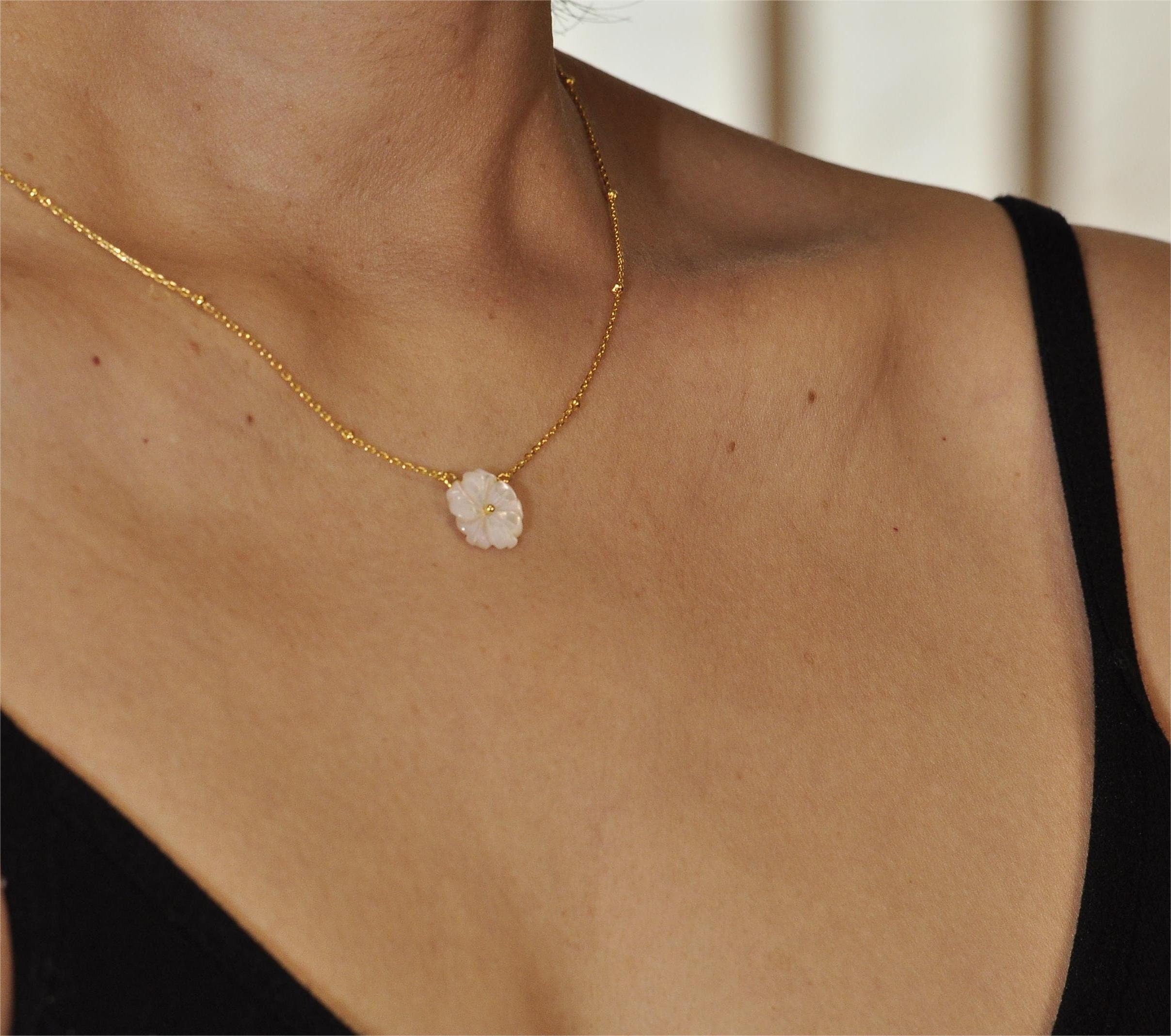 Dainty Flower 18k Gold Necklace, Summer Jewelry, Bridesmaid Gift, Gold Layered Necklace, Wedding Necklace, Happy Birthday Gift for her